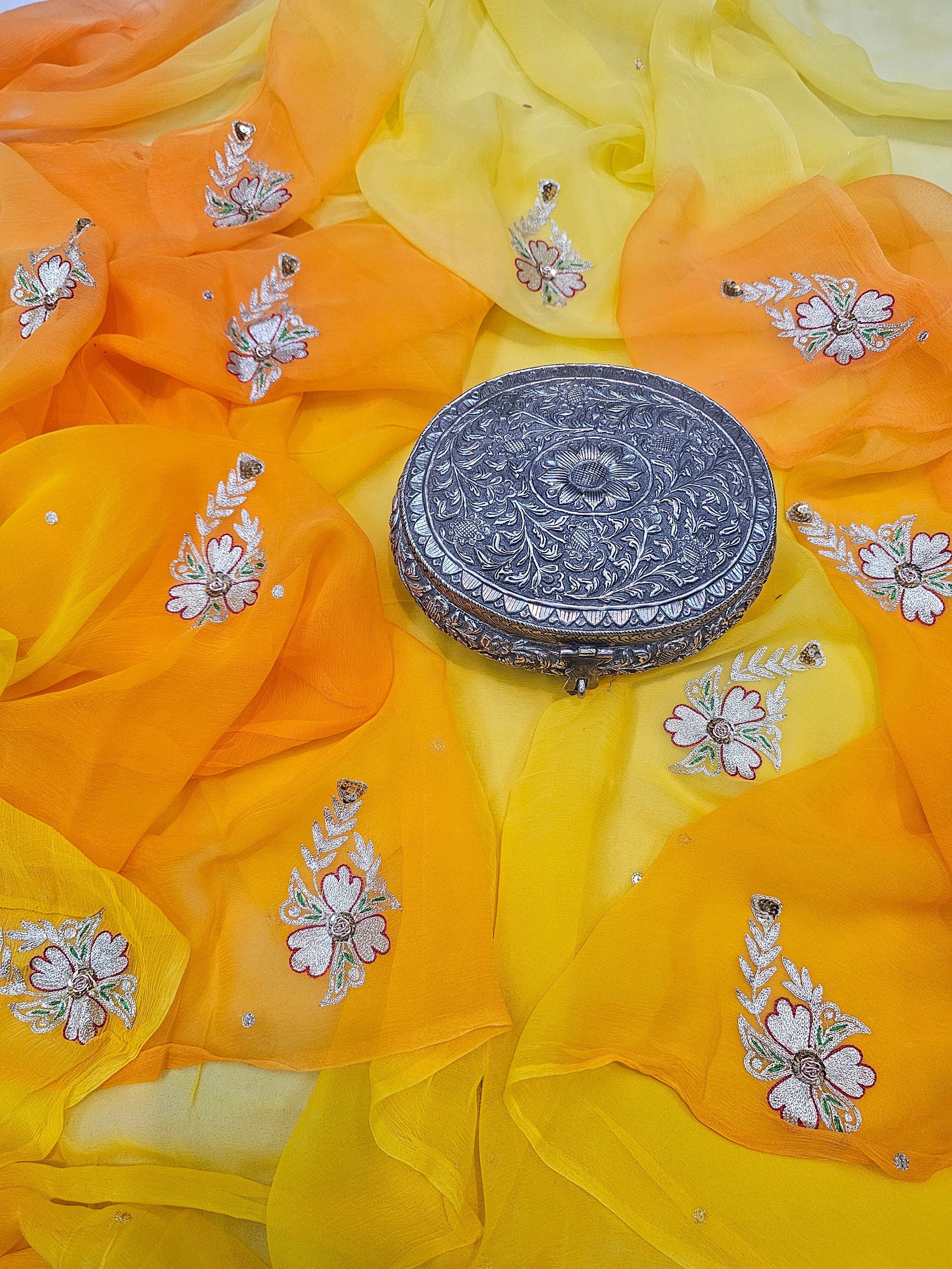 AARUNYA (आरुण्य) SAARE