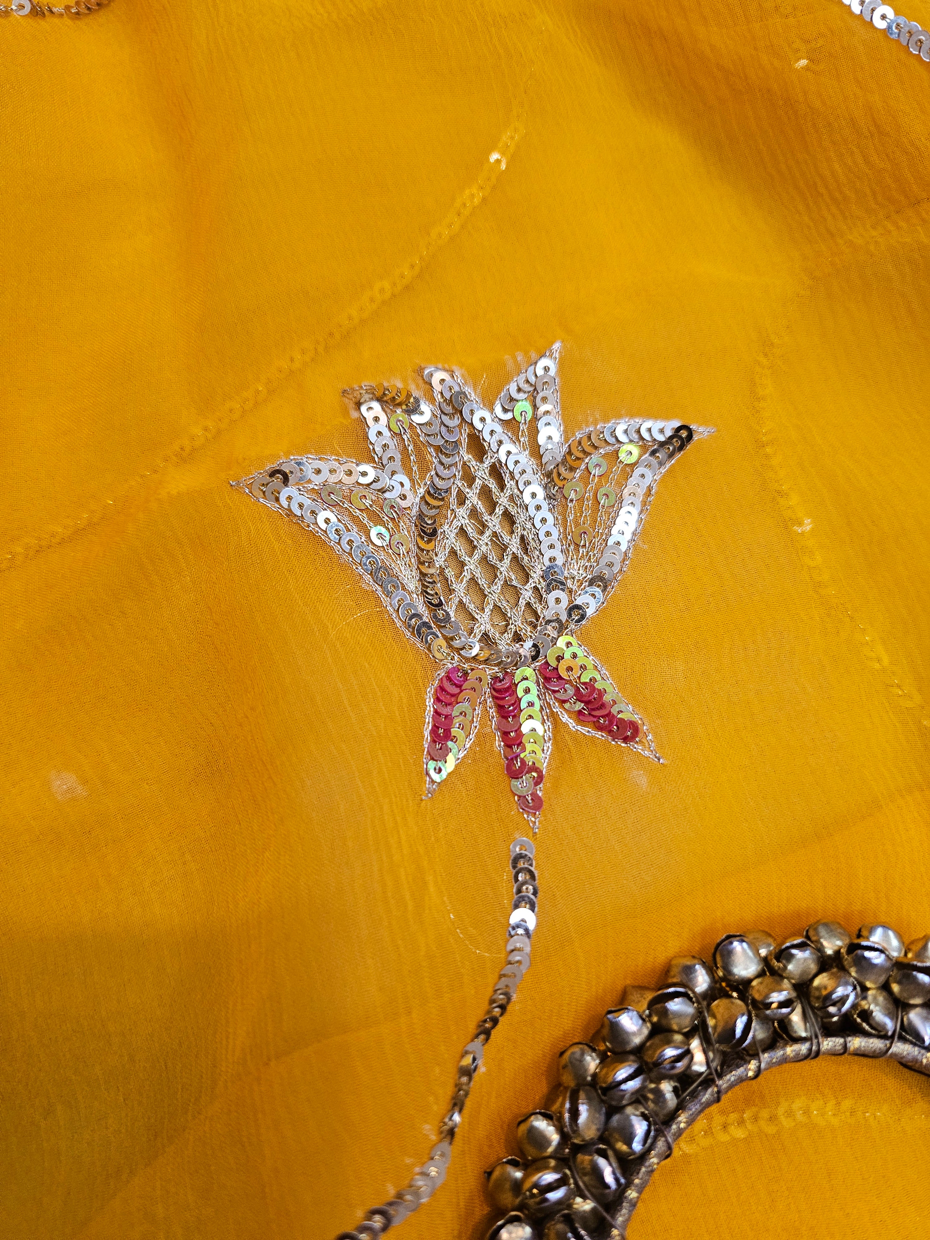 HEMAKUSUMA (हेमकुसुम) SAARE